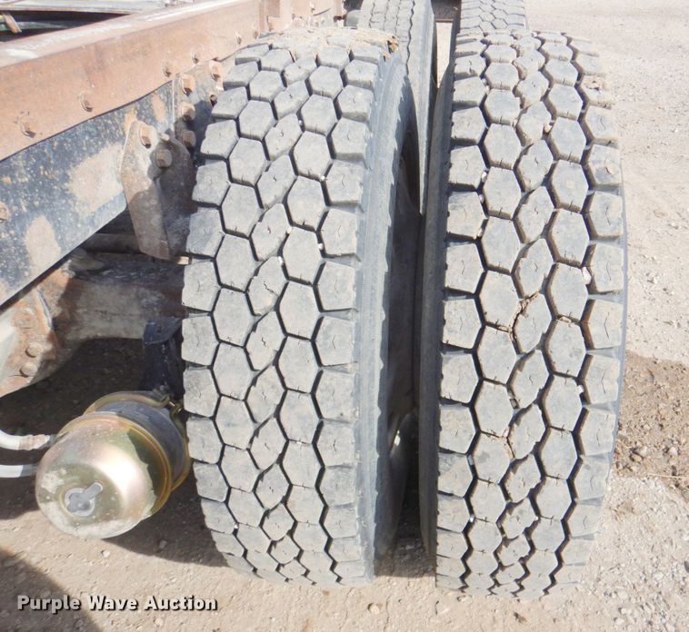 image for item DN2725 1995 Kenworth W900  dump truck