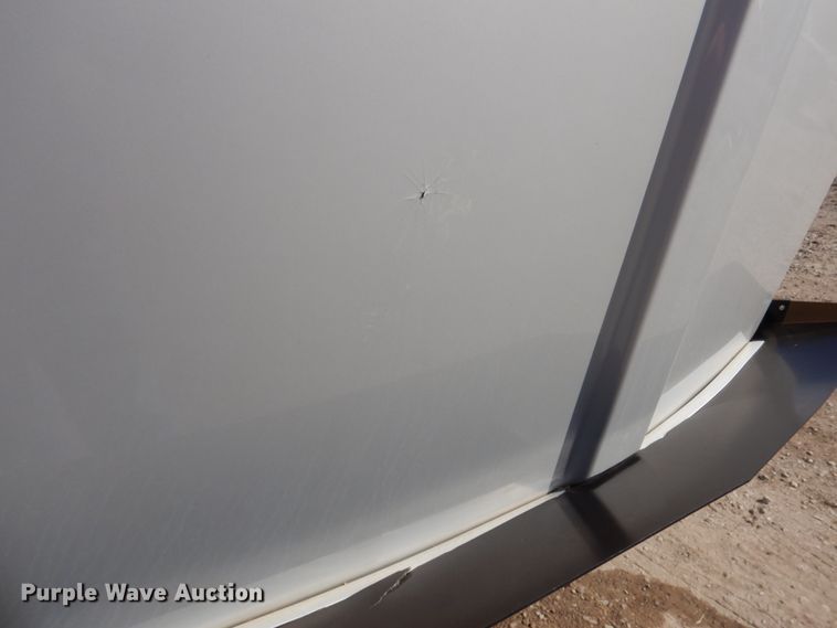 image for item DN2726 2003 Kenworth T800  semi truck