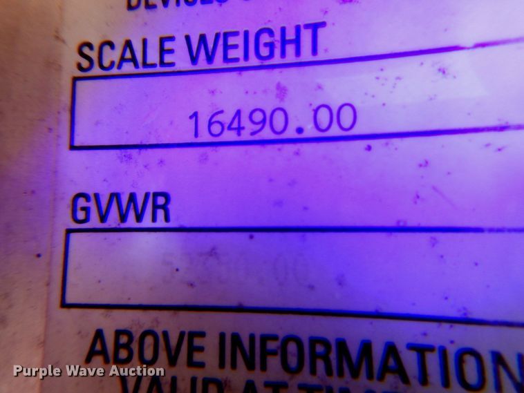 image for item DN2726 2003 Kenworth T800  semi truck