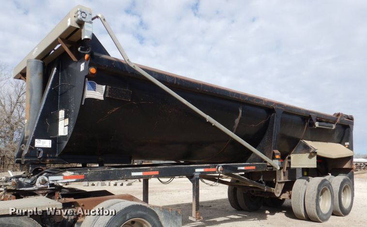 image for item DN2727 2000 Travis 2000  end dump trailer