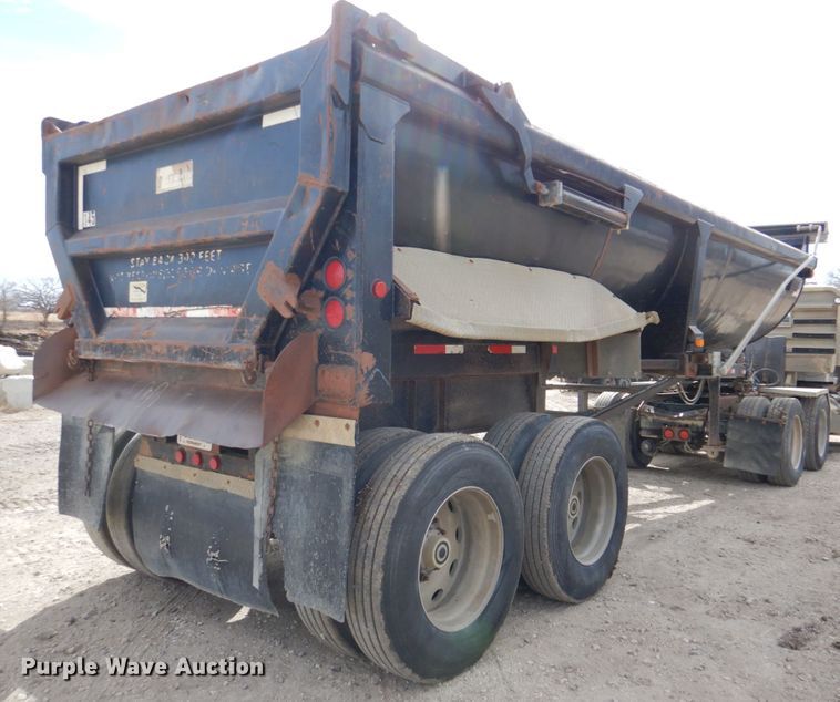 image for item DN2727 2000 Travis 2000  end dump trailer