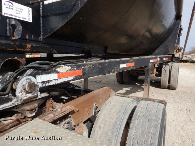 image for item DN2727 2000 Travis 2000  end dump trailer