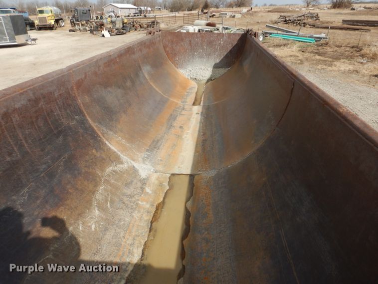 image for item DN2727 2000 Travis 2000  end dump trailer