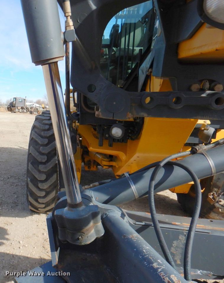 image for item DN2728 2009 John Deere 770D  motor grader