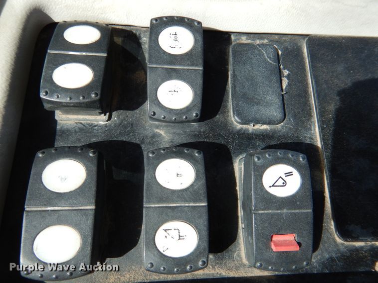 image for item DN2729 2007 Caterpillar 963D  track loader