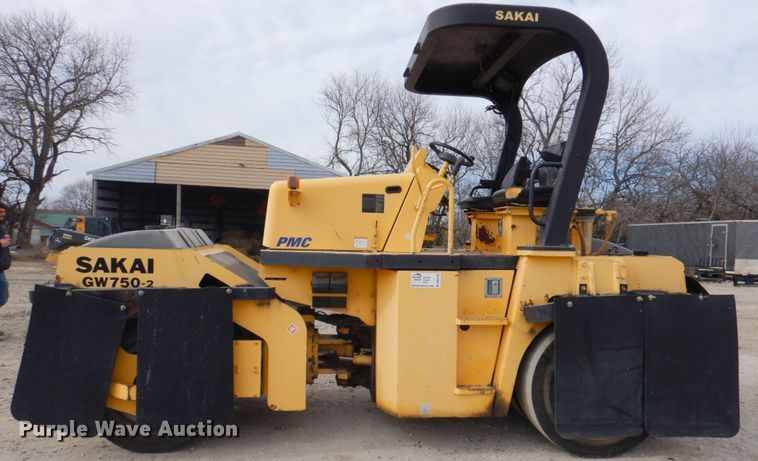 image for item DN2730 2012 Sakai GW750-2  pneumatic roller