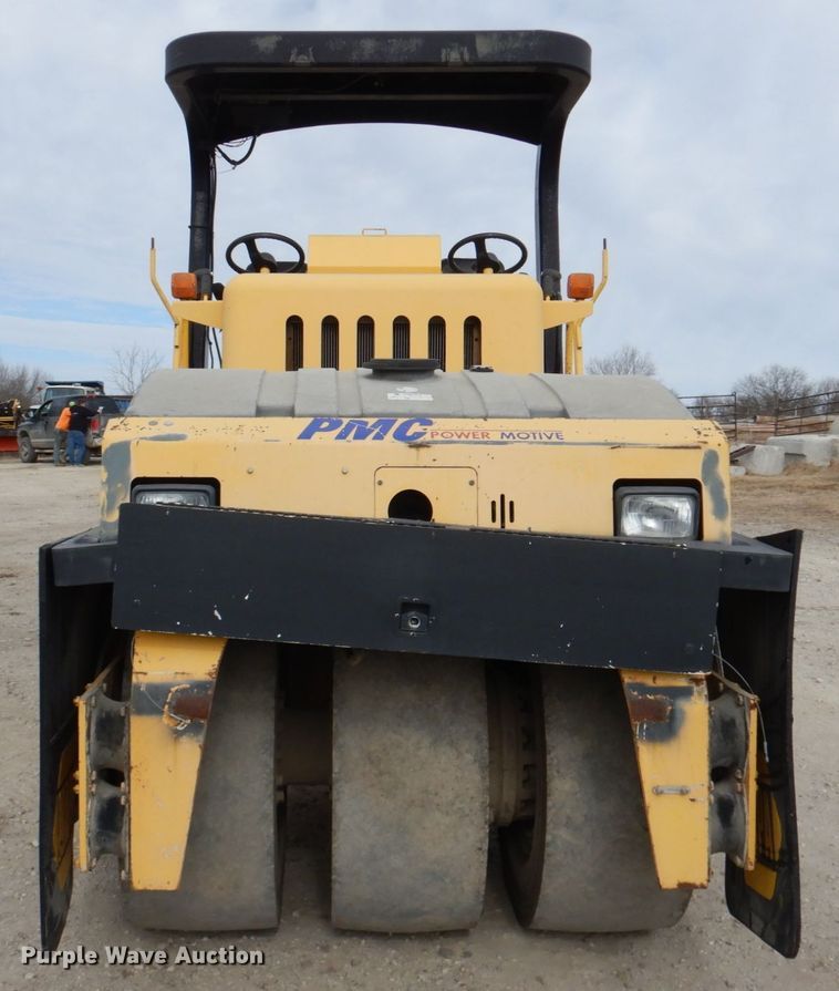 image for item DN2730 2012 Sakai GW750-2  pneumatic roller