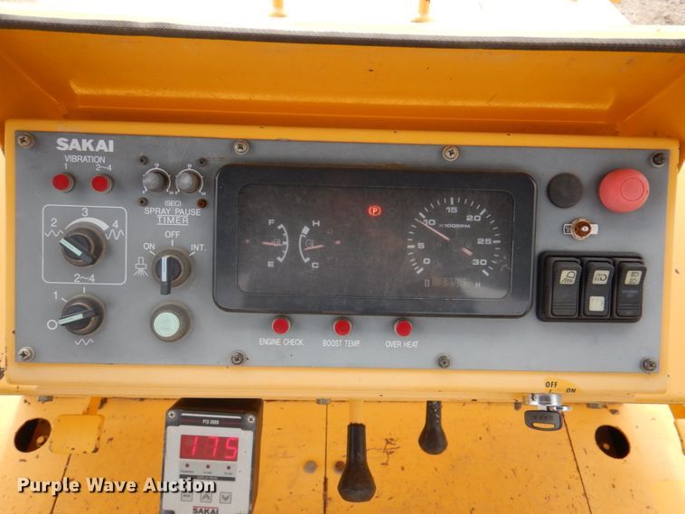 image for item DN2730 2012 Sakai GW750-2  pneumatic roller