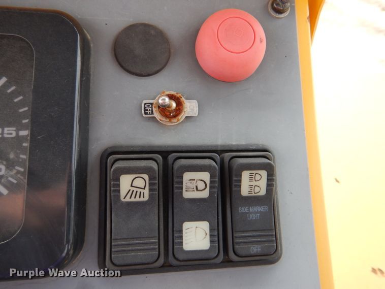 image for item DN2730 2012 Sakai GW750-2  pneumatic roller