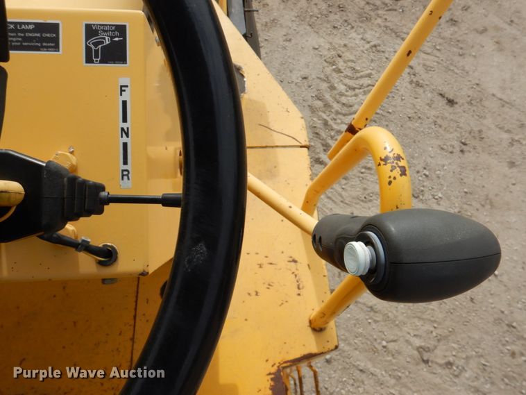 image for item DN2730 2012 Sakai GW750-2  pneumatic roller