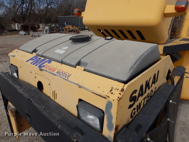 image for item DN2730 2012 Sakai GW750-2  pneumatic roller