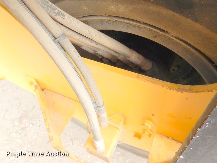 image for item DN2730 2012 Sakai GW750-2  pneumatic roller