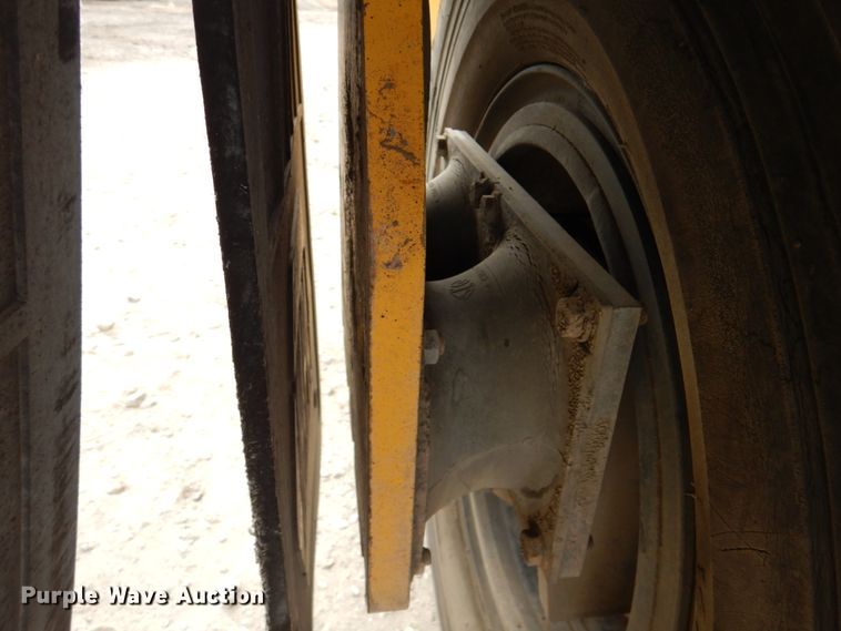 image for item DN2730 2012 Sakai GW750-2  pneumatic roller