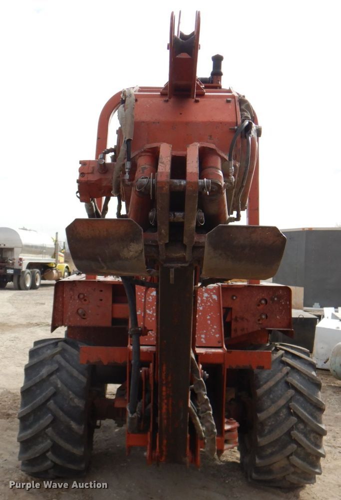 image for item DN2732 1997 Ditch Witch 8020  cable plow