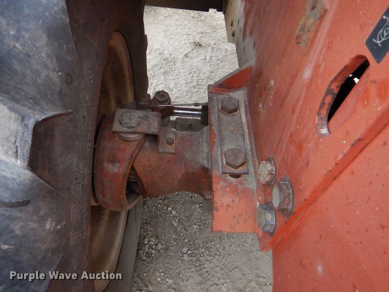 image for item DN2732 1997 Ditch Witch 8020  cable plow