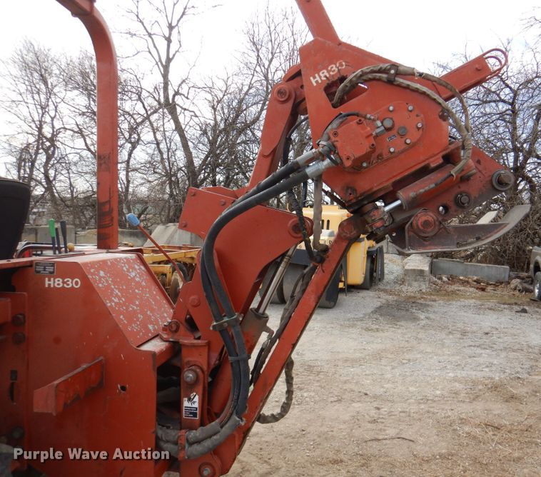 image for item DN2732 1997 Ditch Witch 8020  cable plow