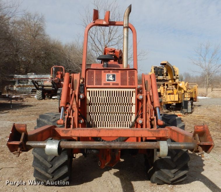 image for item DN2733 1997 Ditch Witch 8020  cable plow