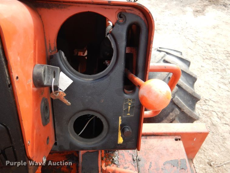 image for item DN2733 1997 Ditch Witch 8020  cable plow