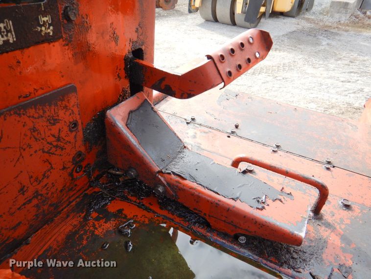 image for item DN2733 1997 Ditch Witch 8020  cable plow
