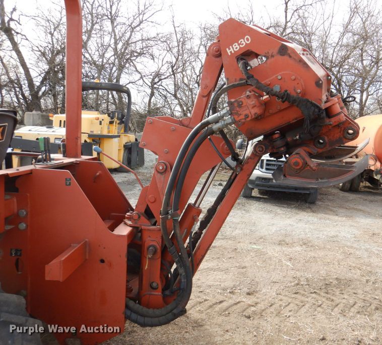 image for item DN2733 1997 Ditch Witch 8020  cable plow