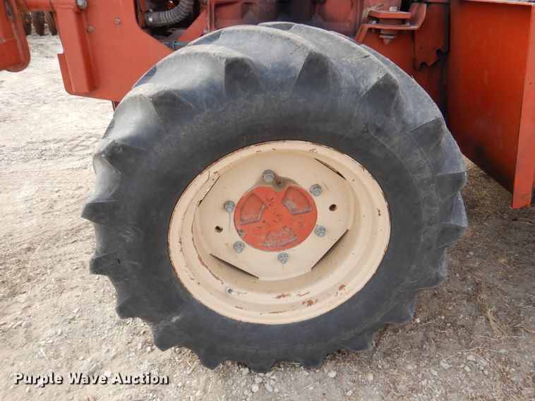 image for item DN2733 1997 Ditch Witch 8020  cable plow