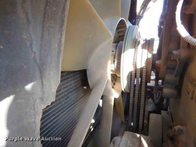 image for item DN2735 1993 Freightliner FLD120  truck cab and chassis