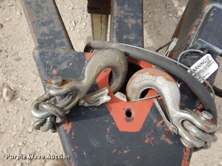 image for item DN2736 2016 Lark VT8.5X28TA  enclosed cargo trailer