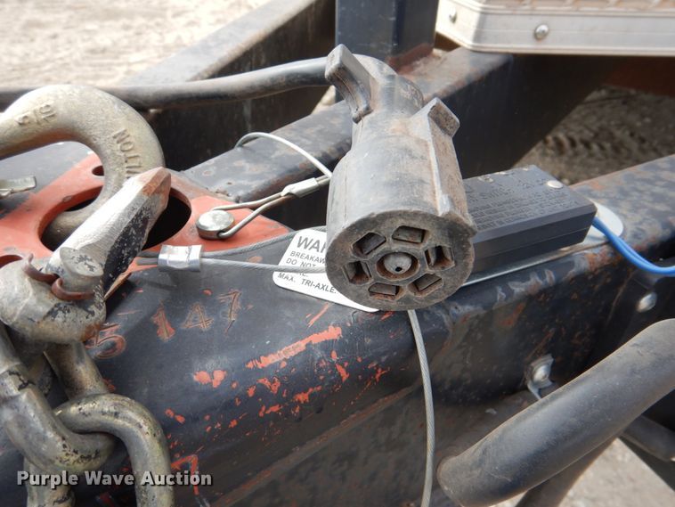 image for item DN2736 2016 Lark VT8.5X28TA  enclosed cargo trailer