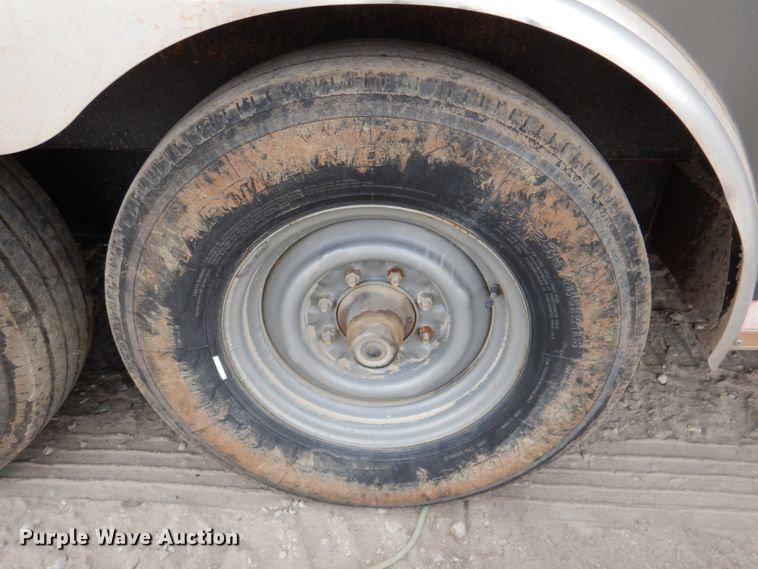 image for item DN2736 2016 Lark VT8.5X28TA  enclosed cargo trailer