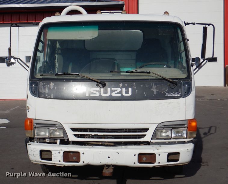image for item DN7254 1995 Isuzu NPR  tank truck