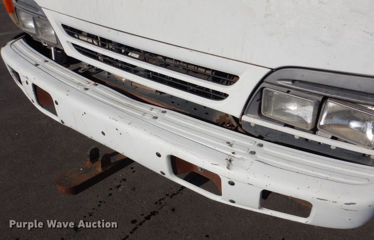 image for item DN7254 1995 Isuzu NPR  tank truck