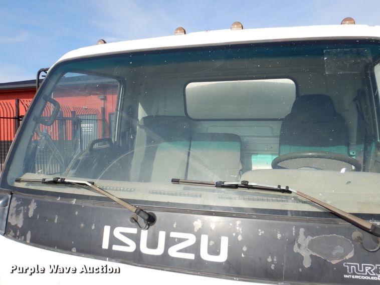 image for item DN7254 1995 Isuzu NPR  tank truck