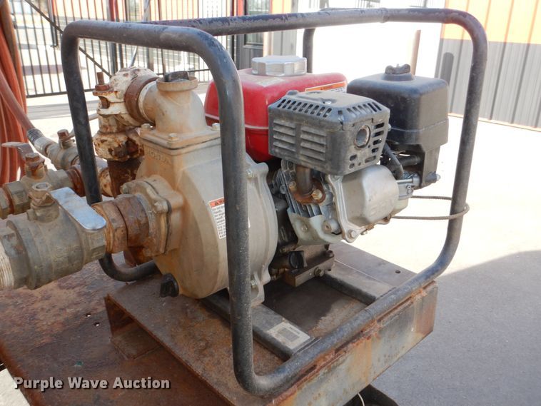 image for item DN7254 1995 Isuzu NPR  tank truck