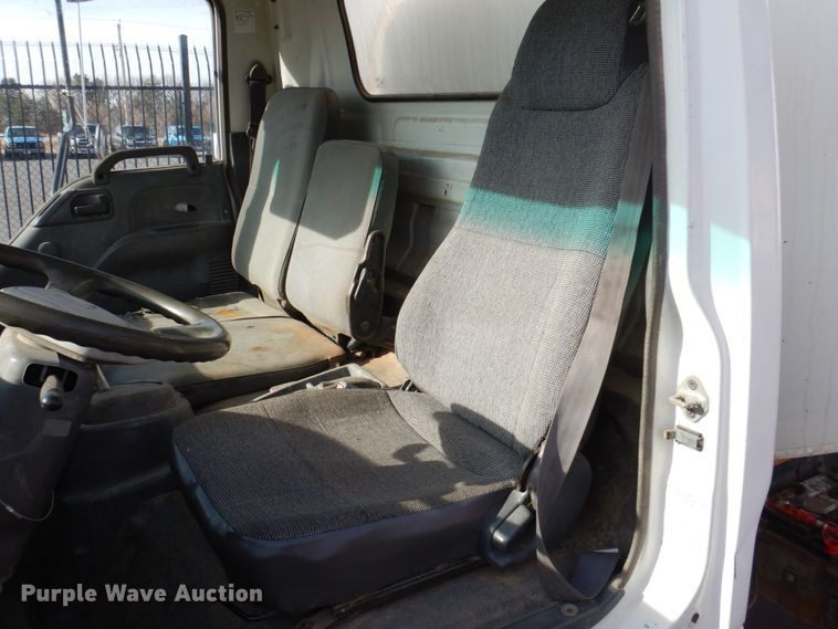 image for item DN7254 1995 Isuzu NPR  tank truck