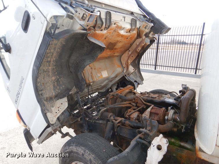 image for item DN7254 1995 Isuzu NPR  tank truck