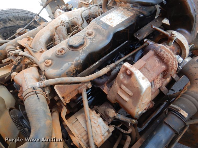 image for item DN7254 1995 Isuzu NPR  tank truck