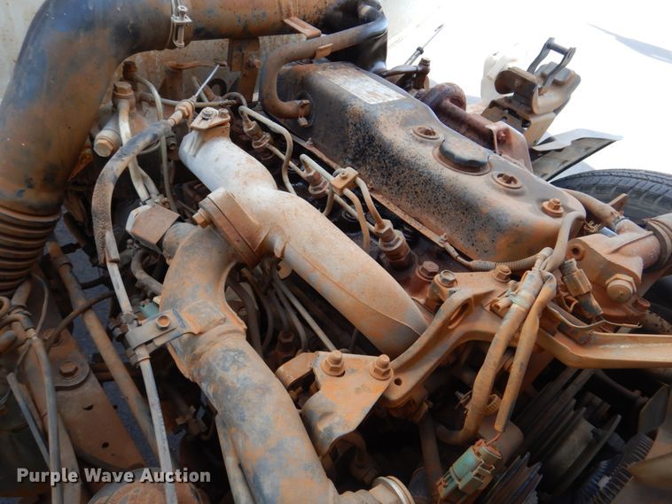 image for item DN7254 1995 Isuzu NPR  tank truck