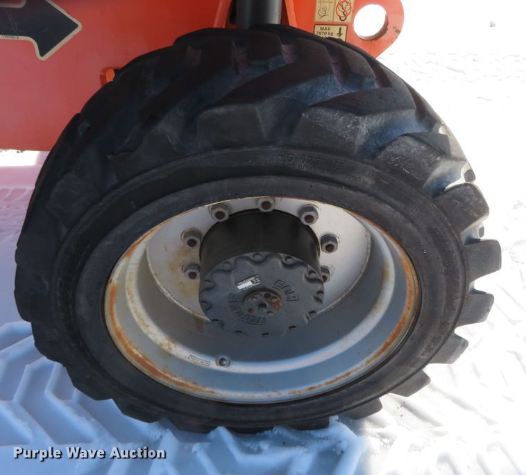 image for item DN7887 2008 JLG 800S  boom lift