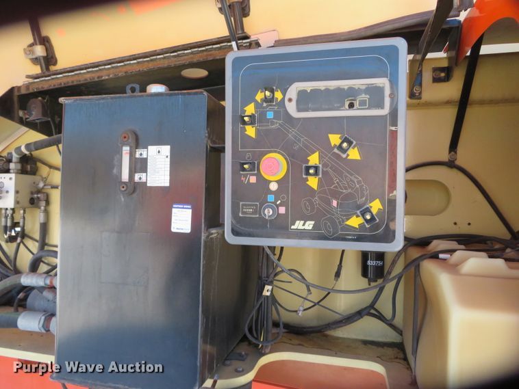 image for item DN7887 2008 JLG 800S  boom lift