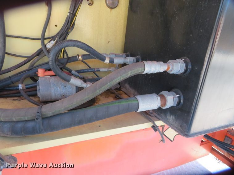 image for item DN7887 2008 JLG 800S  boom lift