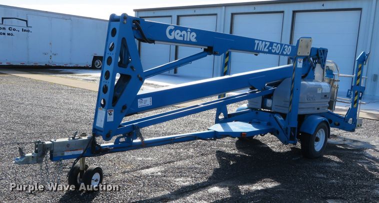 image for item DN7896 2003 Genie TMZ-50/30  boom lift