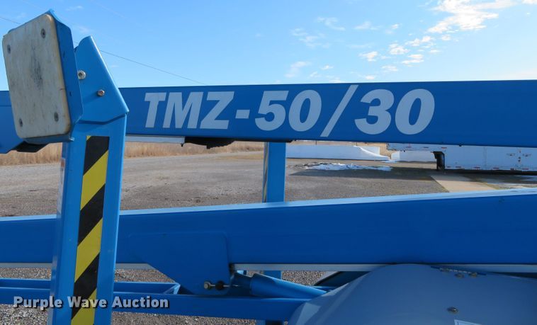 image for item DN7896 2003 Genie TMZ-50/30  boom lift