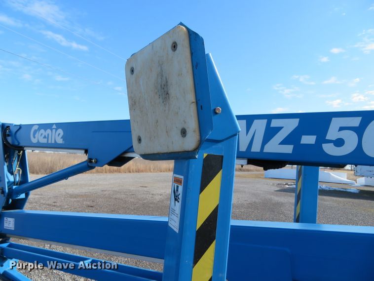 image for item DN7896 2003 Genie TMZ-50/30  boom lift