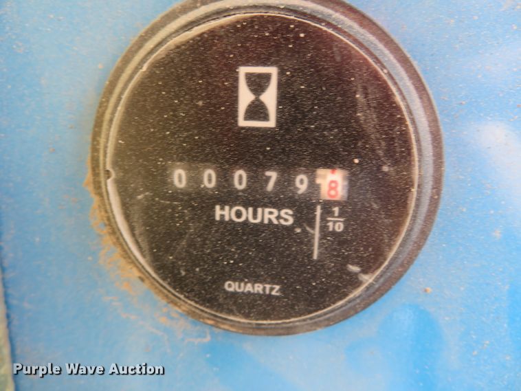 image for item DN7896 2003 Genie TMZ-50/30  boom lift