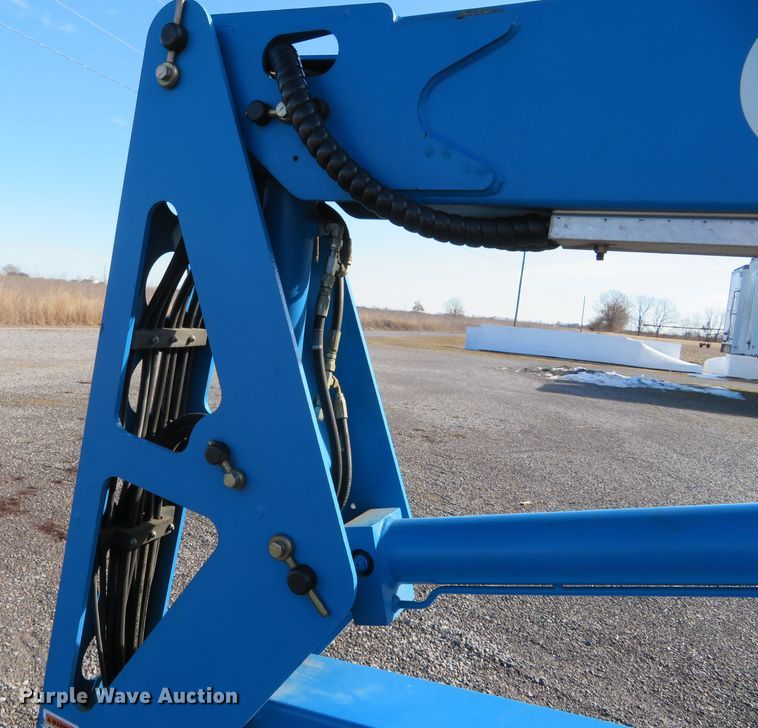 image for item DN7896 2003 Genie TMZ-50/30  boom lift