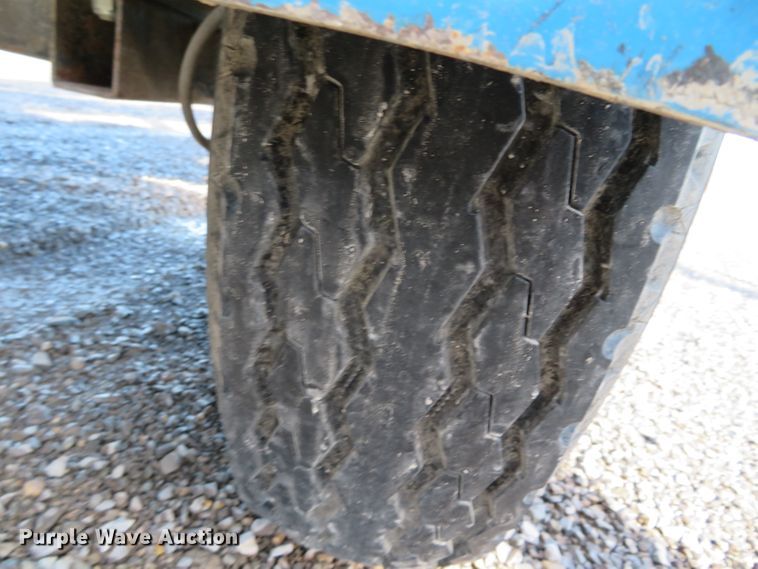 image for item DN7896 2003 Genie TMZ-50/30  boom lift