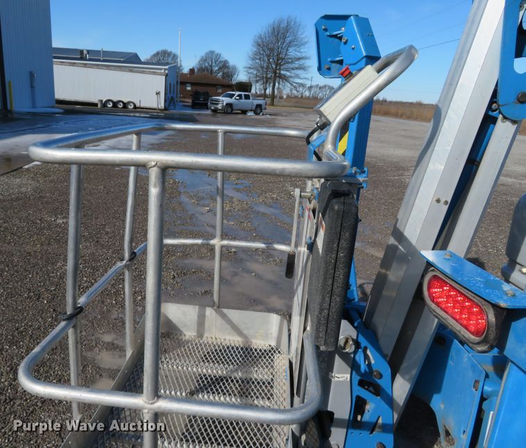 image for item DN7896 2003 Genie TMZ-50/30  boom lift