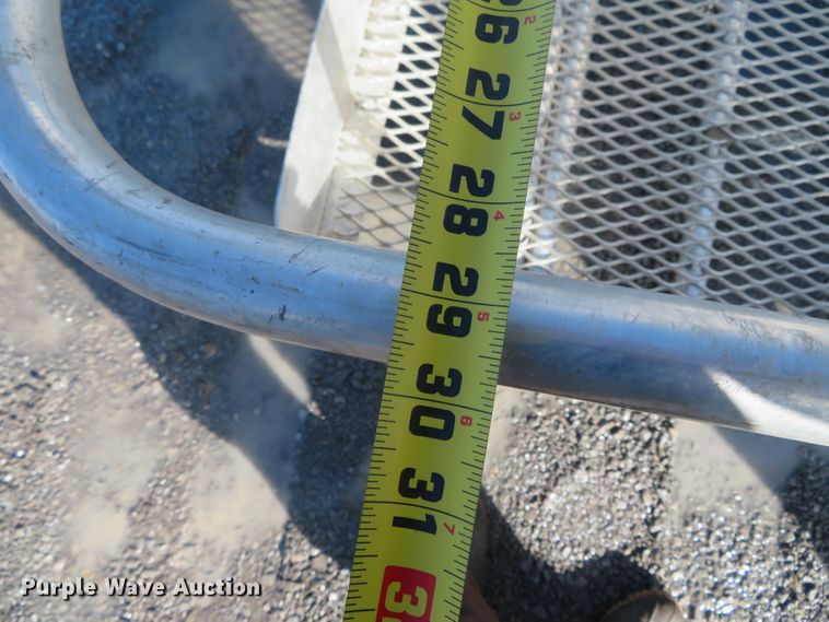 image for item DN7896 2003 Genie TMZ-50/30  boom lift