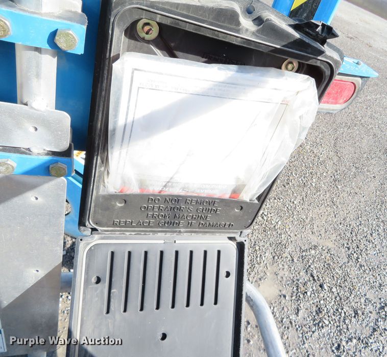 image for item DN7896 2003 Genie TMZ-50/30  boom lift