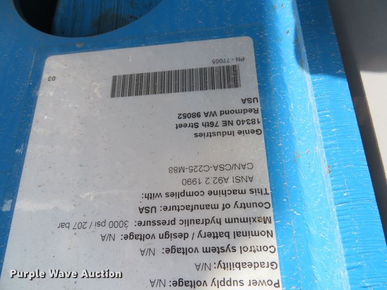 image for item DN7896 2003 Genie TMZ-50/30  boom lift